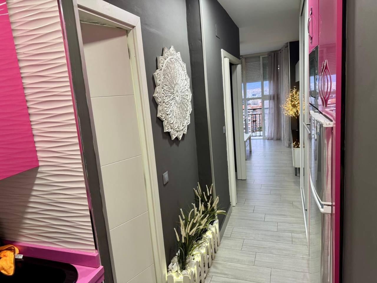 Pink Center * Torremolinos